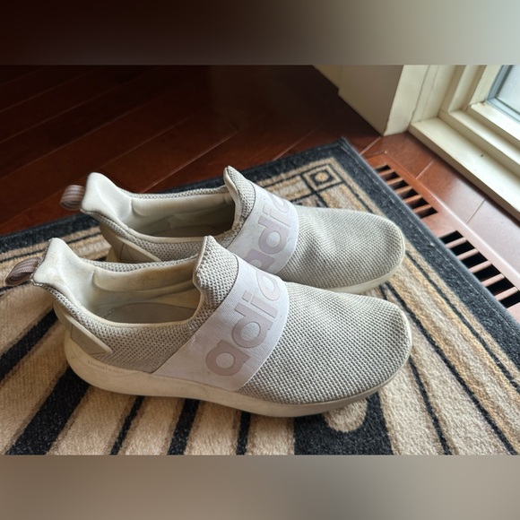 Slip on Adidas Running shoes - Picture 2 of 9